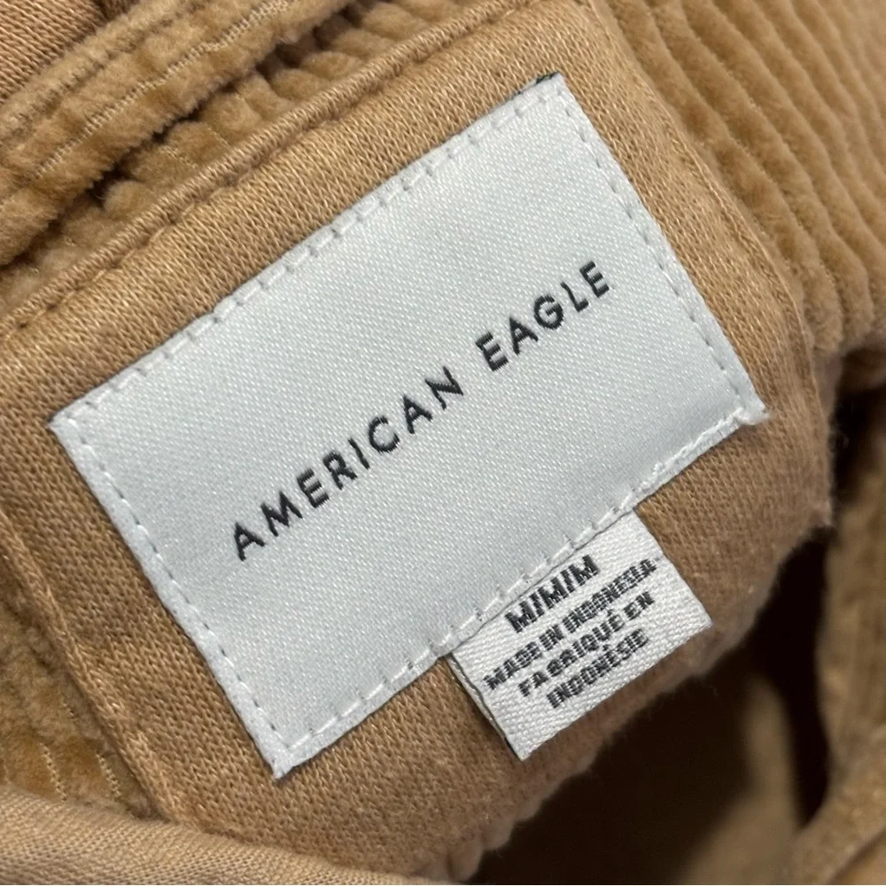 American Eagle Cropped Corduroy Button-Up Hooded Shirt Jacket Size Medium - Picture 12 of 13